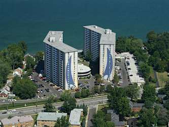Harbor Crest Apartments - Euclid, OH