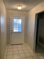 25 Cactus Rd - Mary Esther, FL