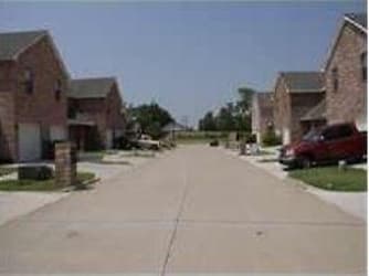 2316 Aldergate Dr Apartments - Arlington, TX