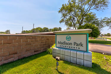 Madison Park Apartments - Madison Heights, MI