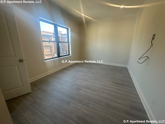 605 Broadway unit 205 - undefined, undefined