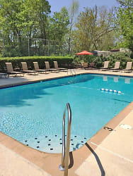 Woodview Terrace Apartments - Knoxville, TN