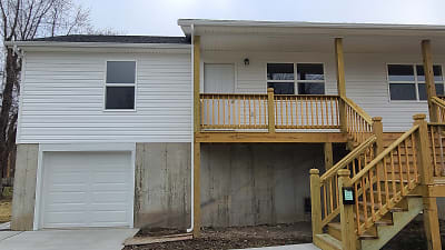 408 S 2nd St unit N/A - Pacific, MO