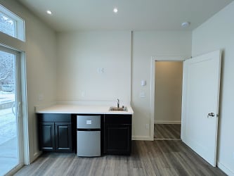 500 S Almon St unit 2 - undefined, undefined