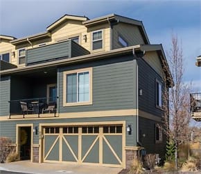 686 SW Otter Way - Bend, OR