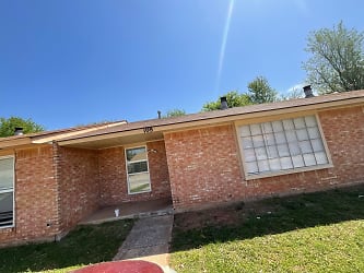 108 Kendra Dr - Midwest City, OK
