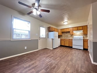 Glenview Apartments - Clarksville, IN