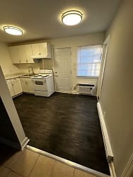 4042 Apartments - Charlotte, NC