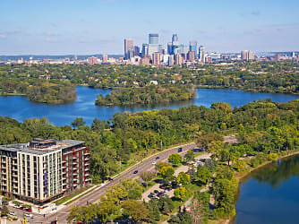 The Lakes Residences Apartments - Minneapolis, MN