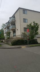 6215 Phinney Ave N unit 206 - Seattle, WA