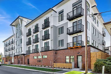 Available For IMMEDIATE Move In - Luxurious Studios, 1 & 2 Bedrooms Apartments - Bellingham, WA