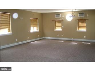 169 Bate Ave - Berlin Township, NJ