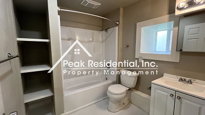 3133 Gilmore St unit B - undefined, undefined