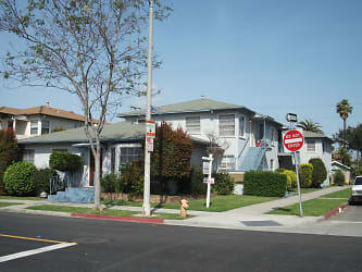 802 Raymond Ave unit 4 - Long Beach, CA