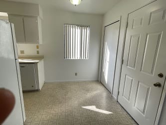 2143 Paso Robles St unit A-F - undefined, undefined