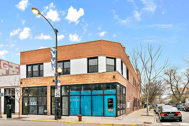 2901 N Milwaukee Ave - Chicago, IL