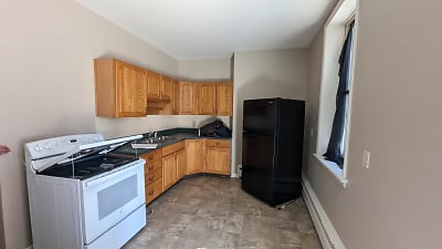 1 E Water St unit 4 - Smithsburg, MD