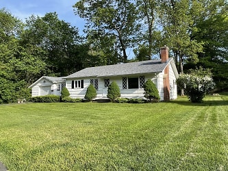 24 Stony Brook Rd - Enfield, CT