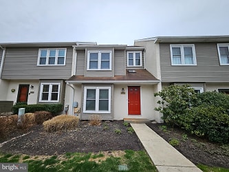 3103 Trinity Ct - Chester Springs, PA