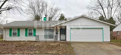 3714 N Wittfield St - Indianapolis, IN