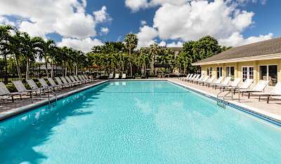 Plantation Gardens Apartment Homes - Plantation, FL