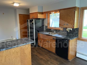 432 W Hillcrest St - undefined, undefined