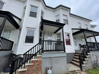 4232 W 24th St - Cleveland, OH