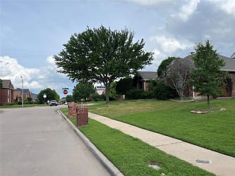 1704 Chester Dr - Plano, TX