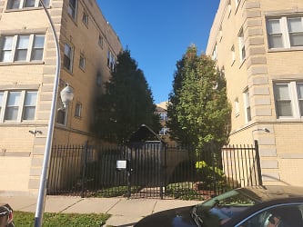 212 N Kenneth Ave unit 212-1S - Chicago, IL