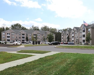 Glenbrook East Apartments - Stroudsburg, PA