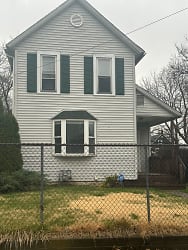 802 Amherst St - Akron, OH