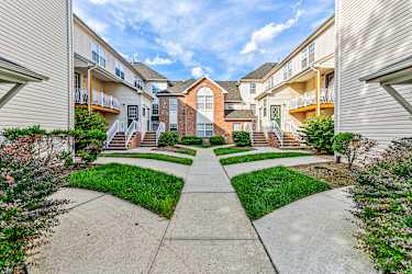 Renaissance Properties Apartments - North Brunswick, NJ