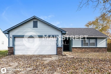 6705 Granger Ln - Indianapolis, IN