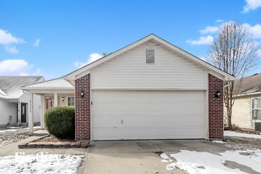 5111 Sweet River Way - Indianapolis, IN