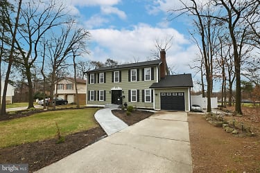 6431 Forest Rd - Cheverly, MD