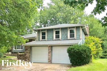 1721 North Belvidere Avenue - Independence, MO