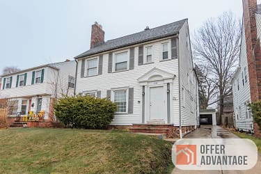 3589 Avalon Rd - Shaker Heights, OH