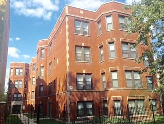 7526 N Seeley Ave unit 305 - Chicago, IL