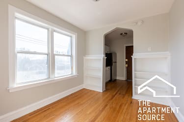 7027 S Indiana Ave unit 3N - Chicago, IL