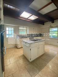11 Westview Dr - Round Rock, TX