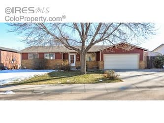 5762 Colby Ct - Fort Collins, CO