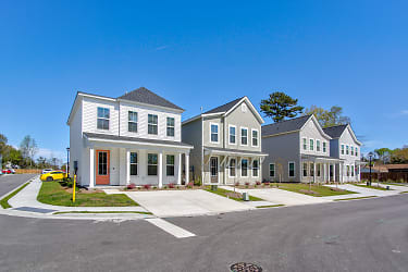 Sumner Village Apartments - North Charleston, SC