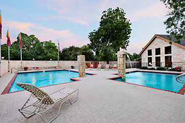 Spicewood Springs Apartments - Austin, TX