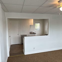 6 W Greenfield Ave unit 9106A - Milwaukee, WI