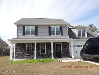 783 Jim Grant Ave - Sneads Ferry, NC