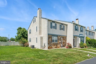 252 Lawndale Ave - King Of Prussia, PA