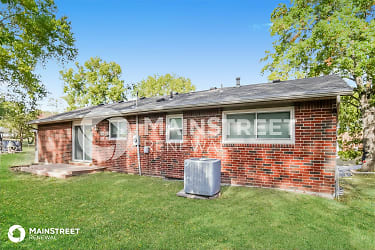 4010 S Drumm Ave - Independence, MO