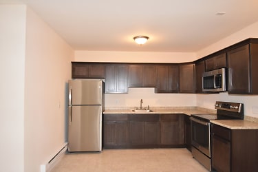 Sunny Knoll Apartments - 121 - Seymour, CT