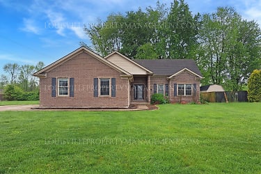 15022 Silver Plains Trace - Memphis, IN