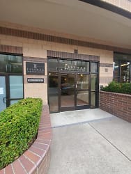 15325 NW Central Dr unit 301 - Portland, OR